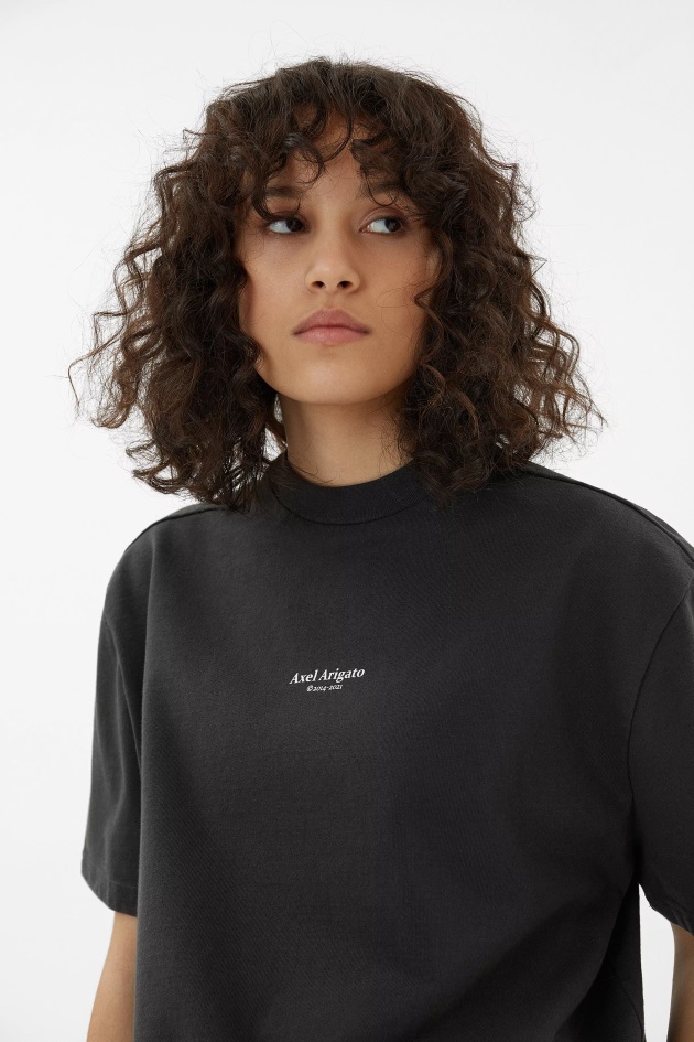 Camiseta Axel Arigato Focus Preto Desbotado