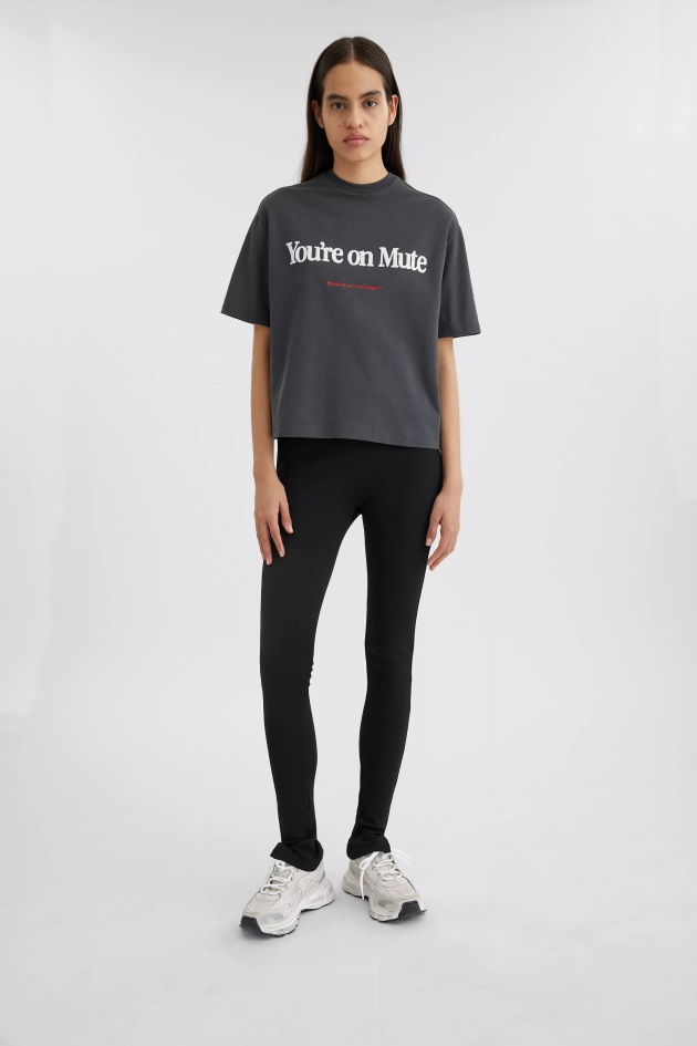 Camiseta Mudo Axel Arigato Preto Desbotado