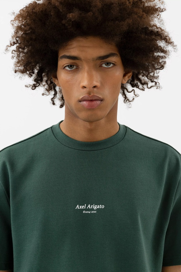 Camiseta Com Logotipo De Foco Verde Axel Arigato