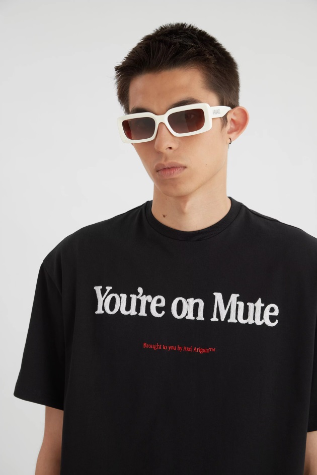 Camiseta Muda Preta Axel Arigato