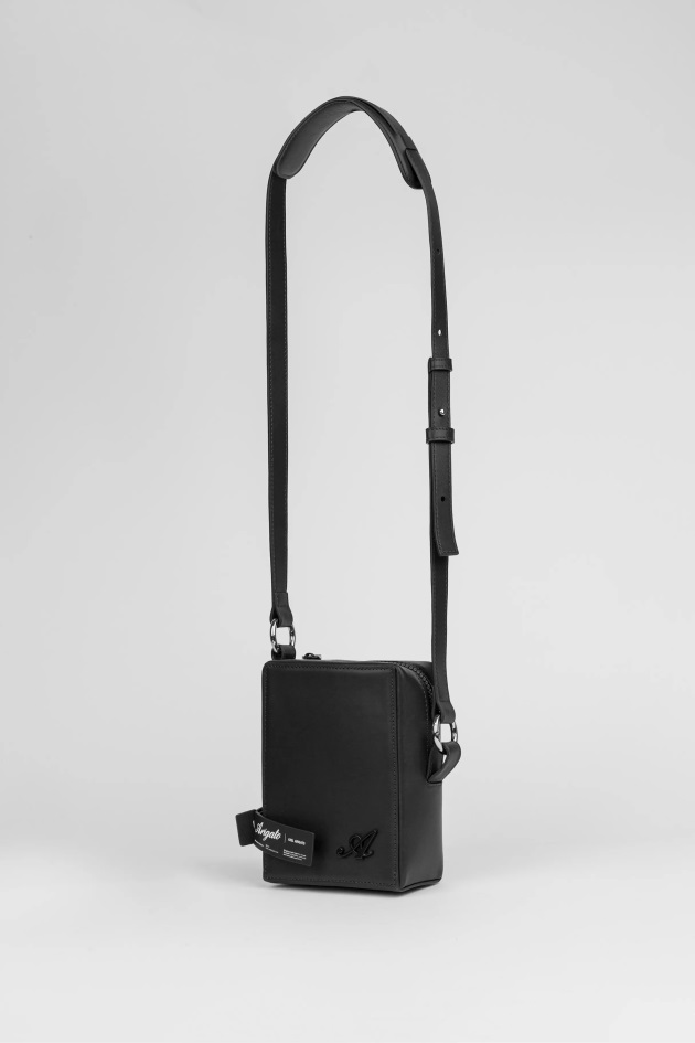 Bolsa De Couro Cúbico Preto Axel Arigato