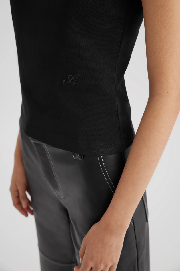 Baby Tee Preto Axel Arigato