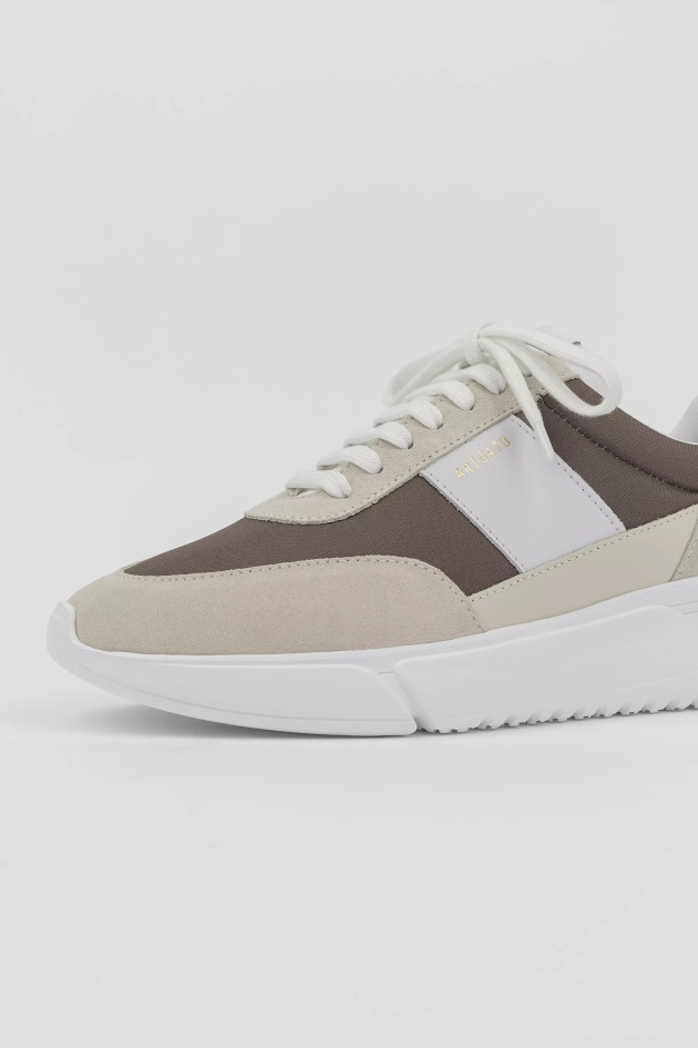 Axel Arigato Genesis Vintage Runner Marrom Branco