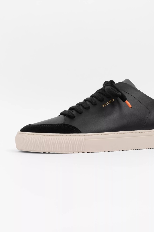 Clean 90 Triple Axel Arigato Preto Cinza