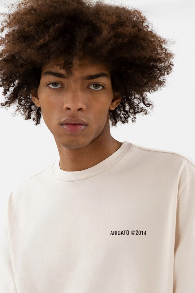 Camiseta Monograma Bege Claro Axel Arigato