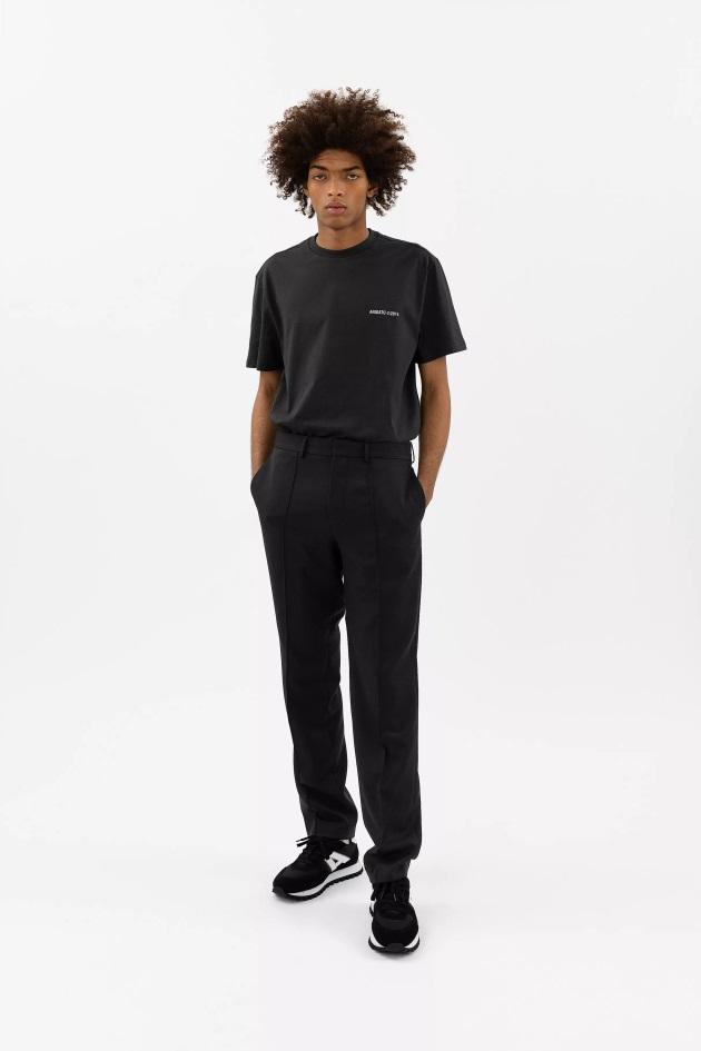 Camiseta Monograma Axel Arigato Preto Desbotado