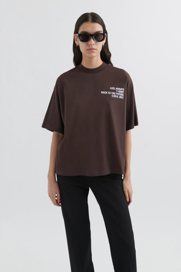 Camiseta Era Axel Arigato Marrom Escuro