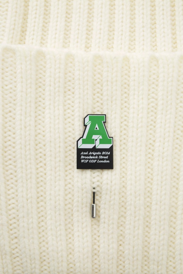 Londres Um Alfinete Verde Brilhante Axel Arigato