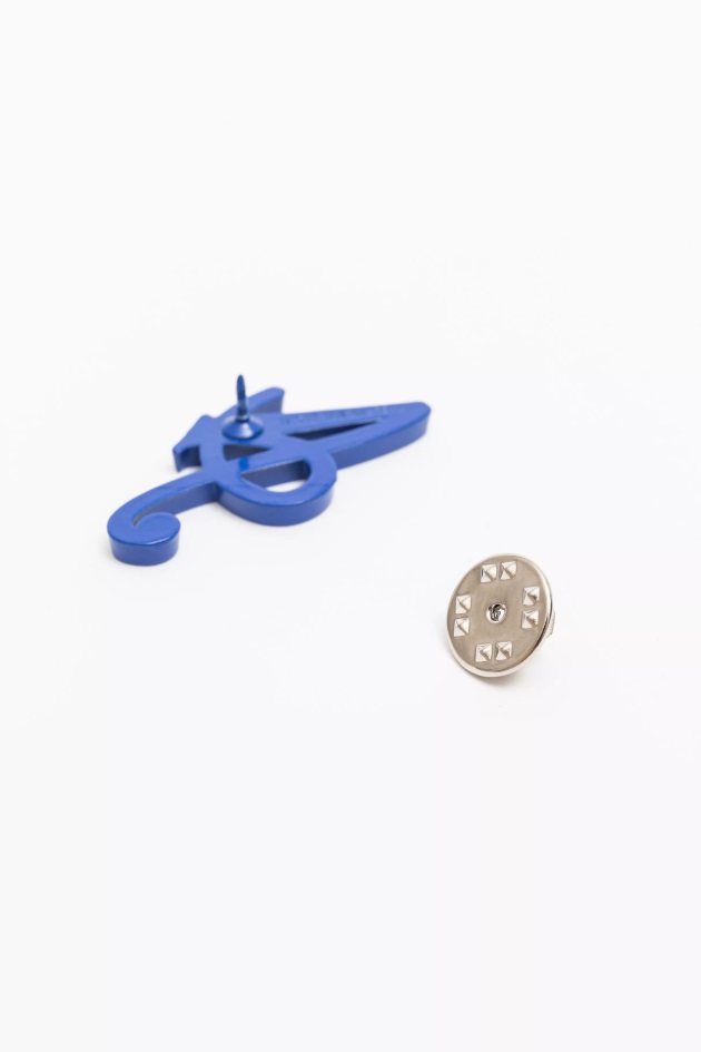 Pin De Assinatura Axel Arigato Klein Blue
