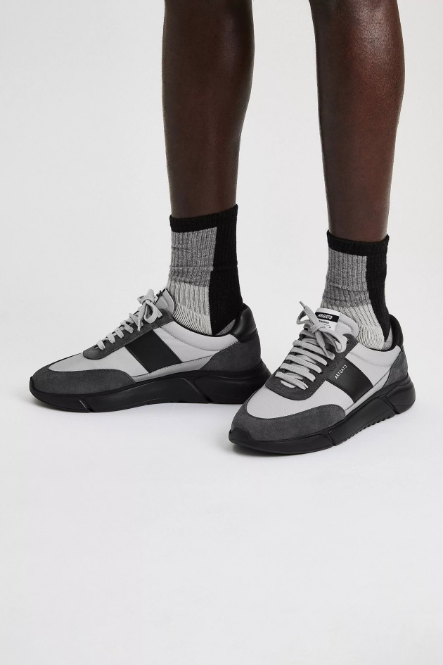 Genesis Vintage Runner Axel Arigato Preto Cinza
